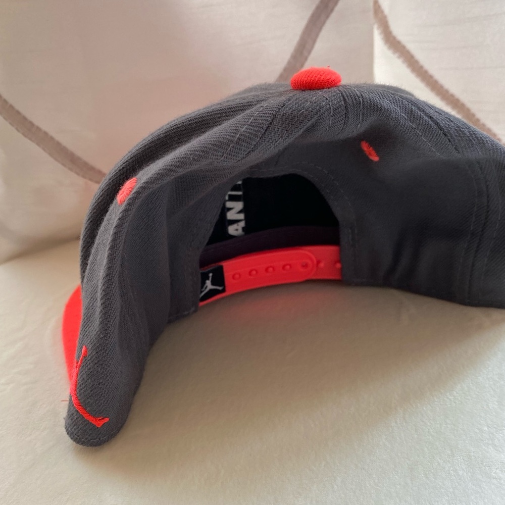 SnapBack hat - Picture 4 of 4